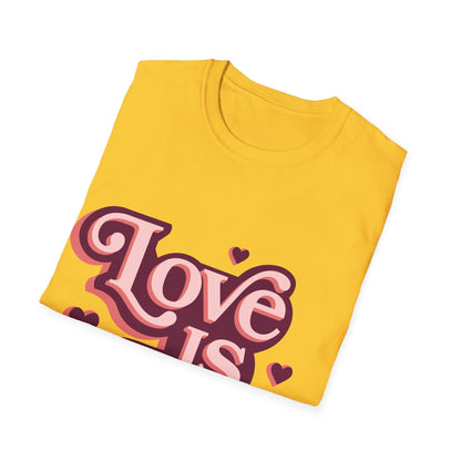 Love is Love T-Shirt Women